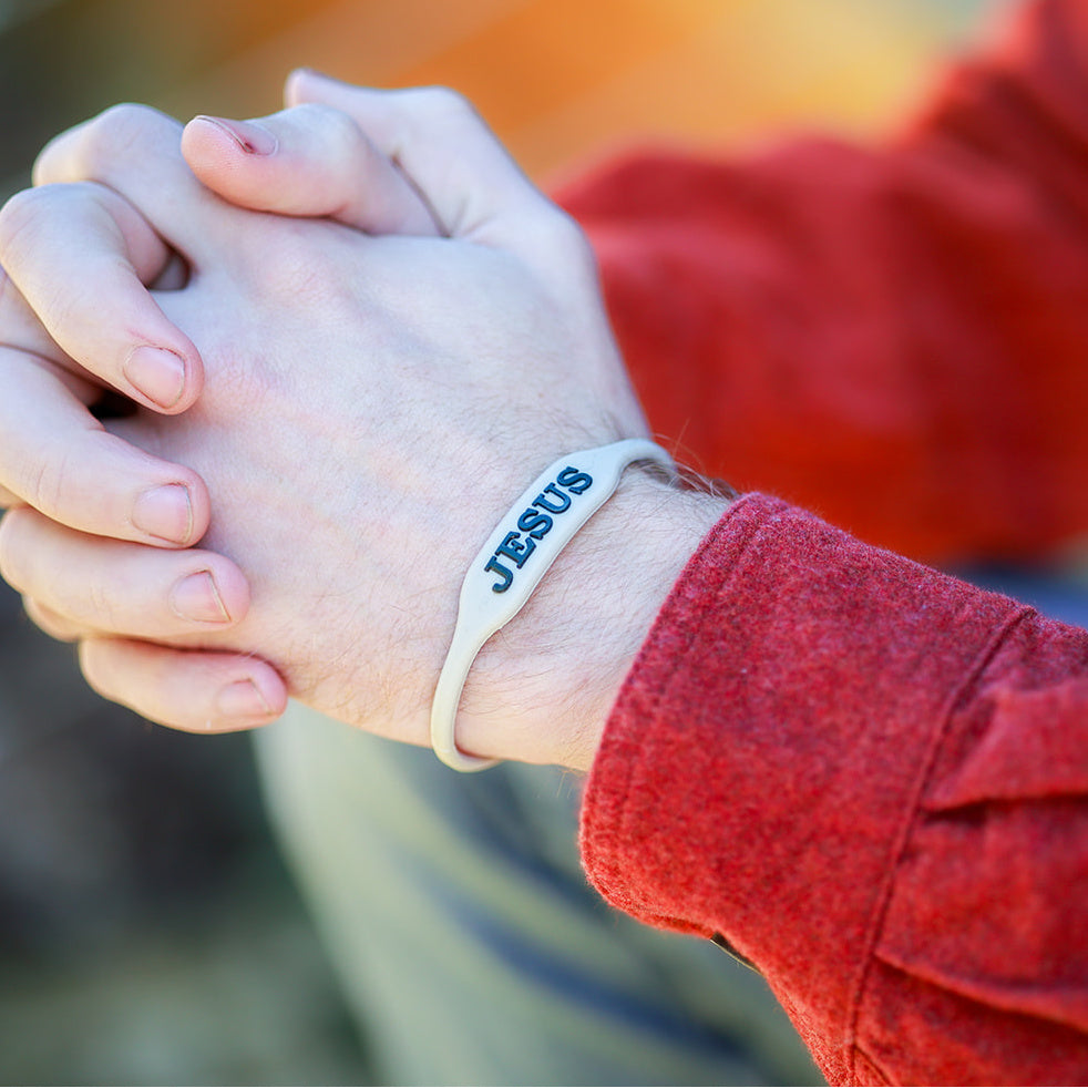 JESUS WristWords Bracelet - Latte